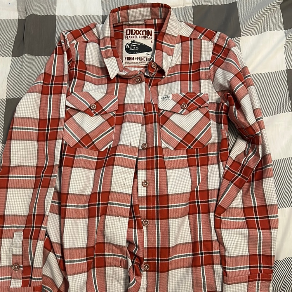 Dixxon woman’s small flannel